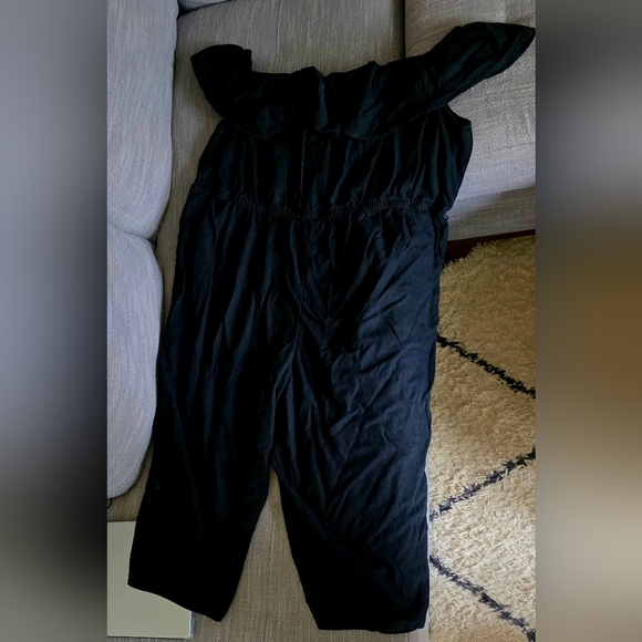 Women's Plus Size 4X Black Capri Jumpsuit with Ruffle Top Detail Off Shoulder - Picture 9 of 12